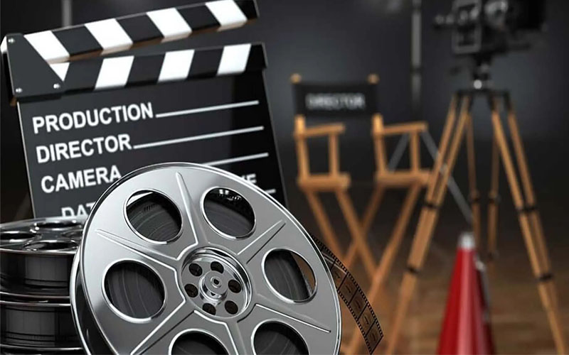 بررسی تأثیر سینما بر تغییر سبک زندگی ایرانیان