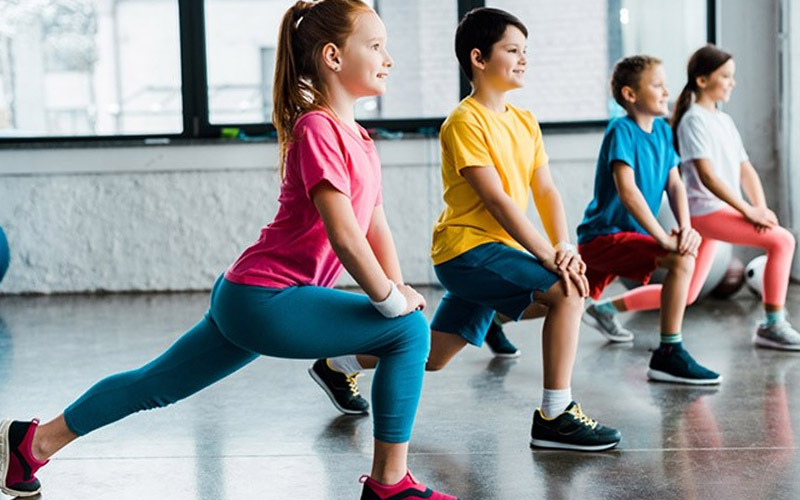 تحرک و ورزش فیزیکی و ذهنی تحرک و ورزش فیزیکی و ذهنی