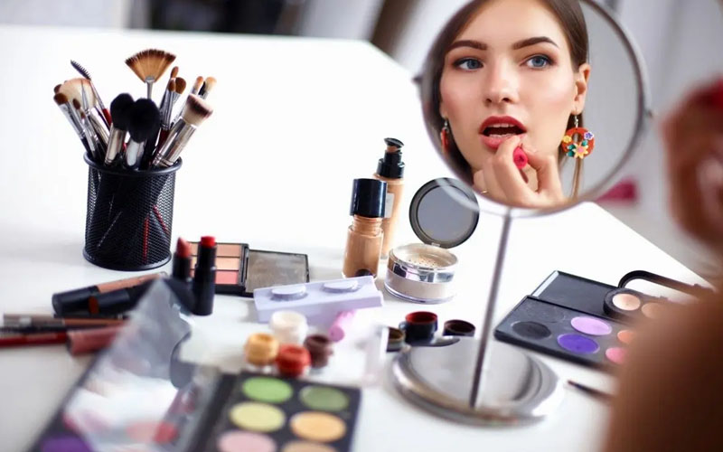 رازهای خرید لوازم آرایشی ایده آل: راهنمای جامع و کاربردی