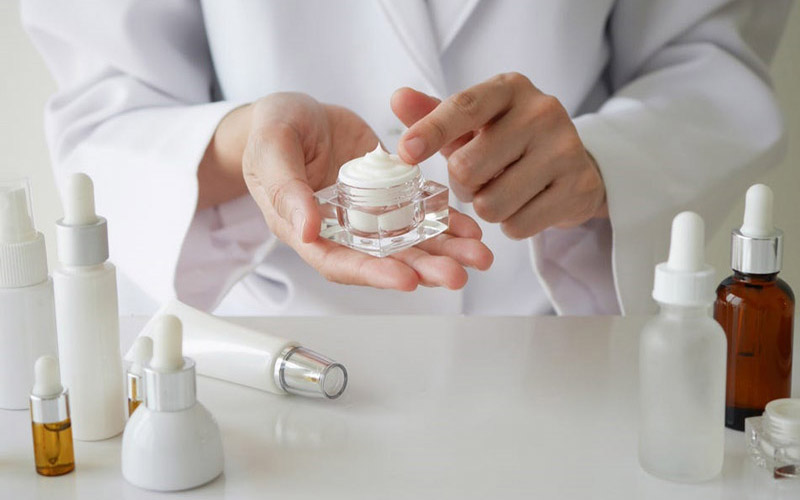 تفاوت آبرسان با مرطوب کننده چیست؟