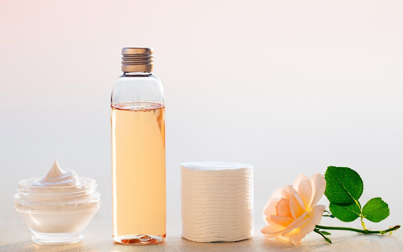  از پاک کننده های آرایشی با کیفیت و مرغوب استفاده کنید